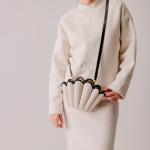 Seashell Crossbody - Gummy
